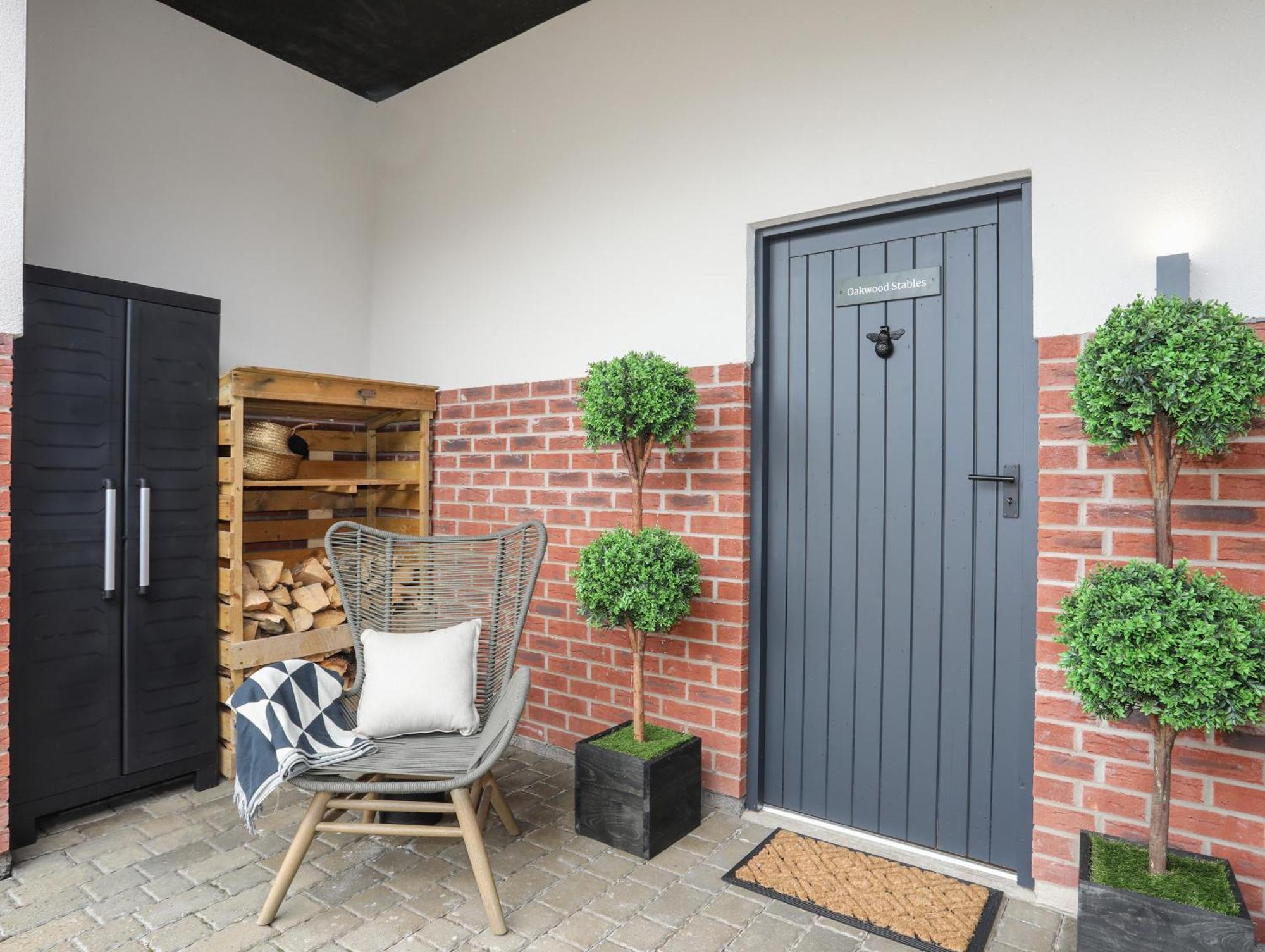 Villa Oakwood Stables Conwy Exterior foto